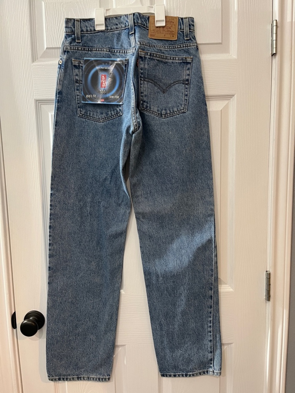 Levi's womens Light Blue Straight Jeans - Classic Denim low rise